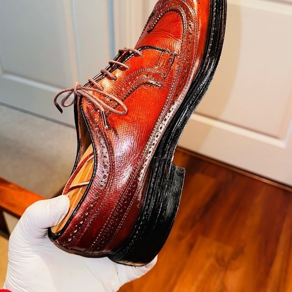 Vintage JC Penney Wing Tip Leather Dress Shoe. main image 8